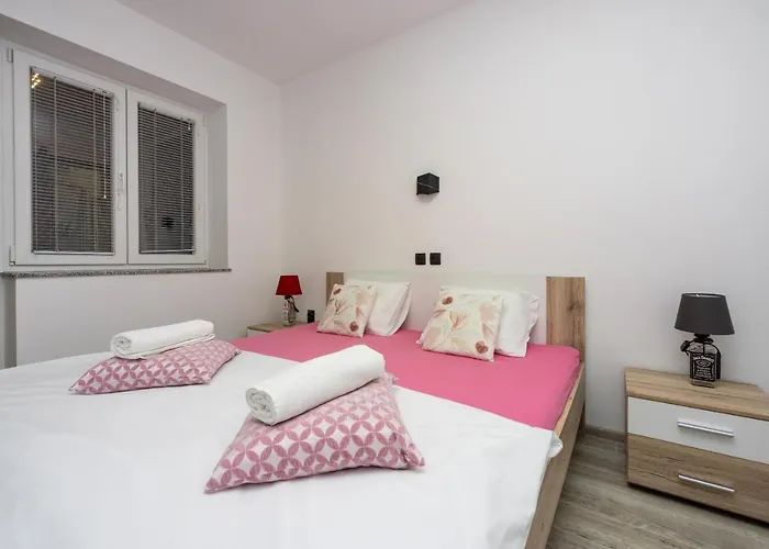 Apartment Ena